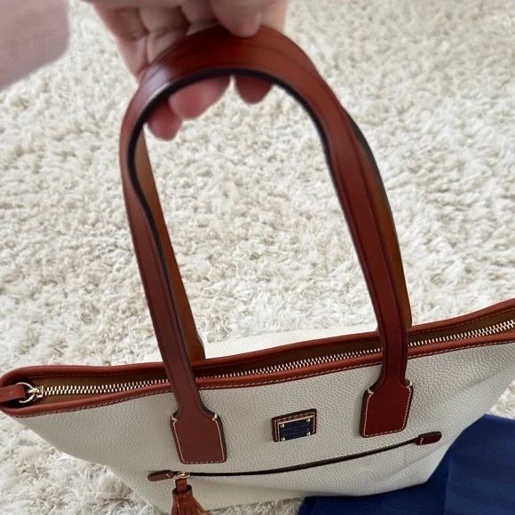Dooney & Bourke Tan and Brown Tote Bag - Picture 9 of 9